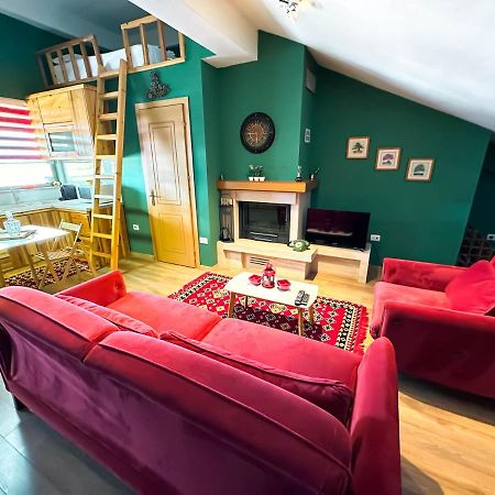 Cozy Elegance Above Korca Apartman Kültér fotó