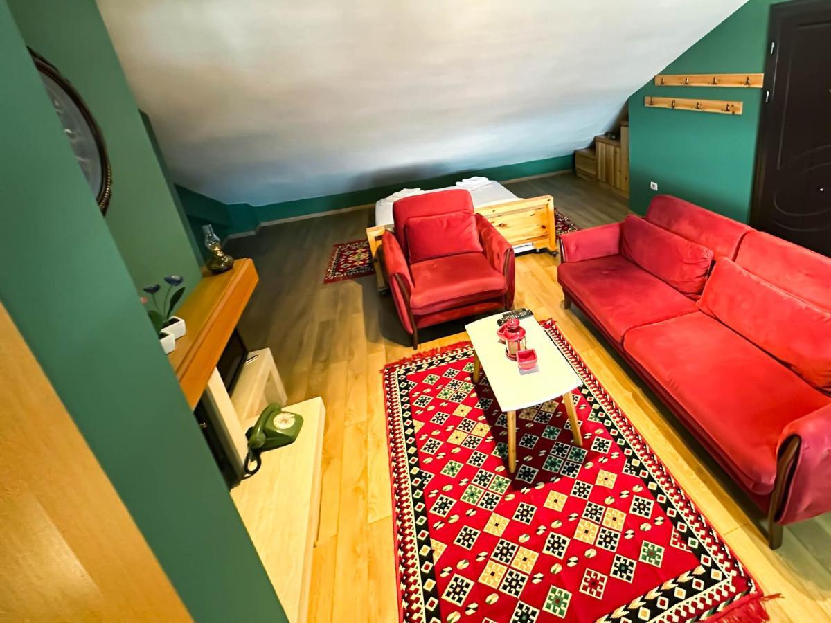 Cozy Elegance Above Korca Apartman Kültér fotó