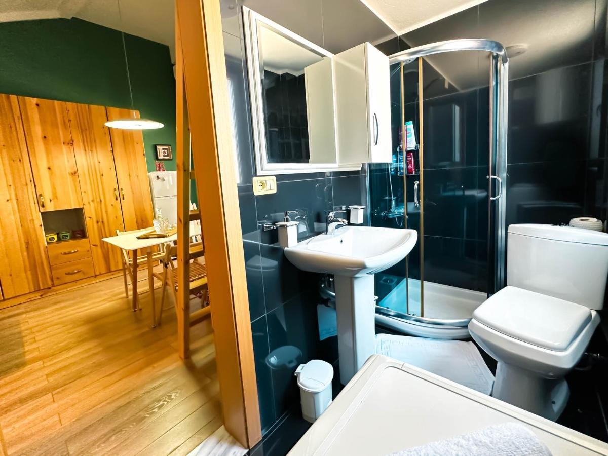 Cozy Elegance Above Korca Apartman Kültér fotó